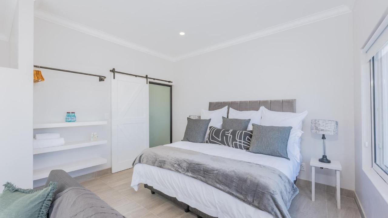 34.4 Degrees South Studio Apartment Agulhas Exteriör bild