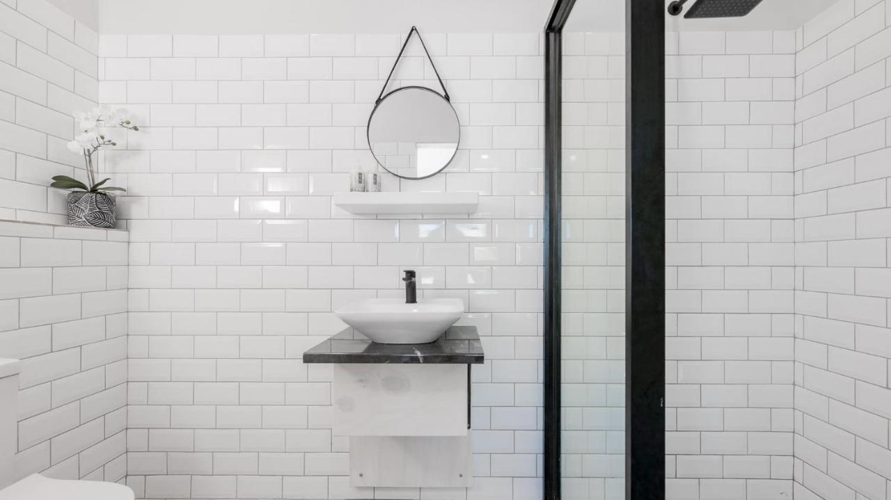 34.4 Degrees South Studio Apartment Agulhas Exteriör bild